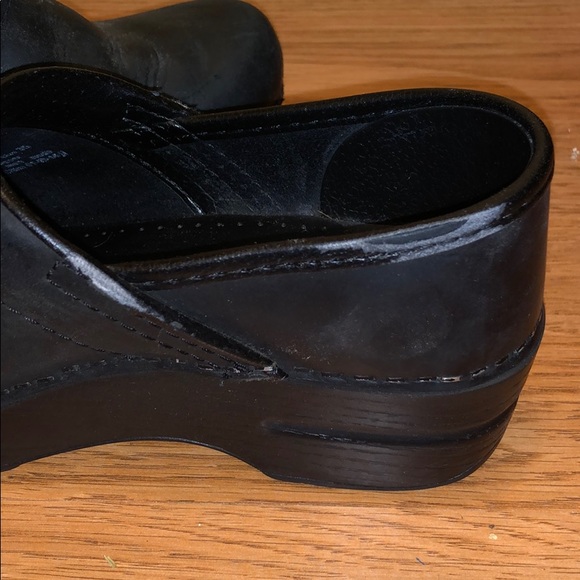 Dansko oiled leather Professional clogs - Picture 7 of 8